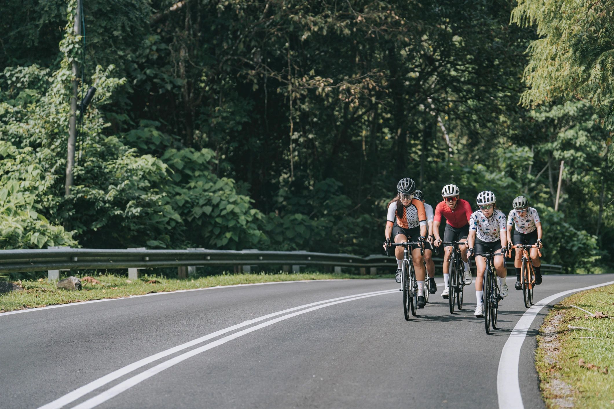 competitive cycling team