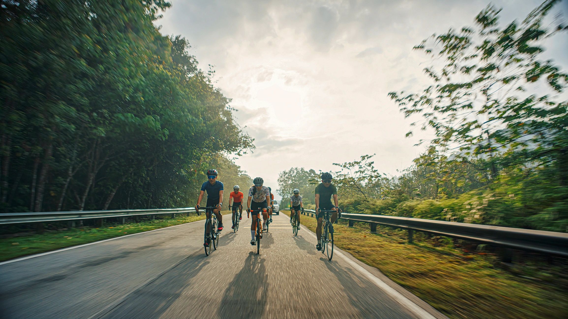 biking event, team at race start